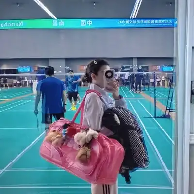 侯涵佑